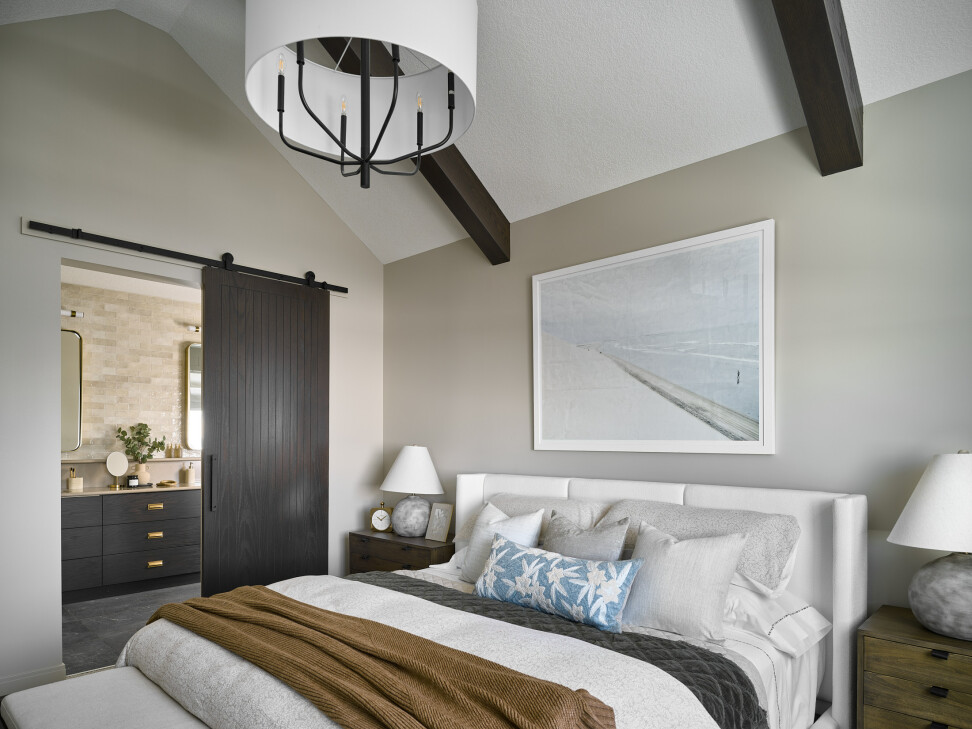 23 10 27Calbridge 317 Marina grove master bedroom 0192 rt